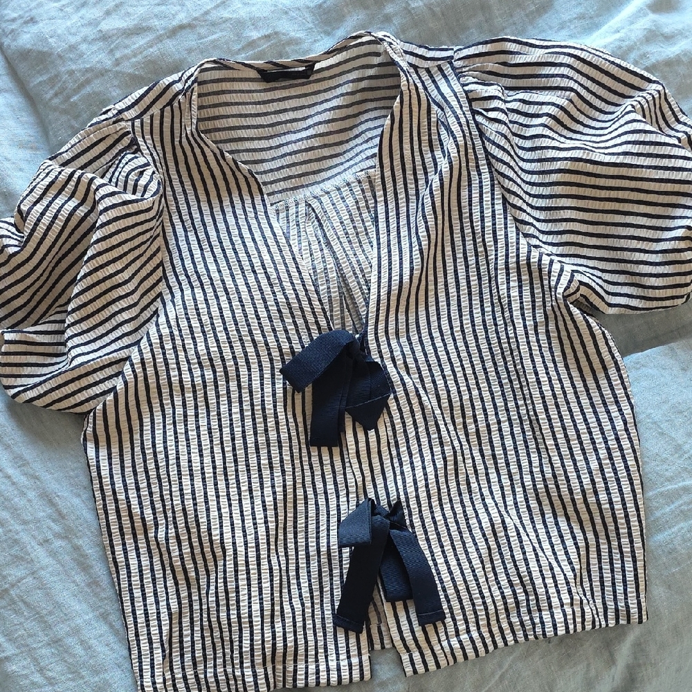 Zara Striped Navy and White Women's Top